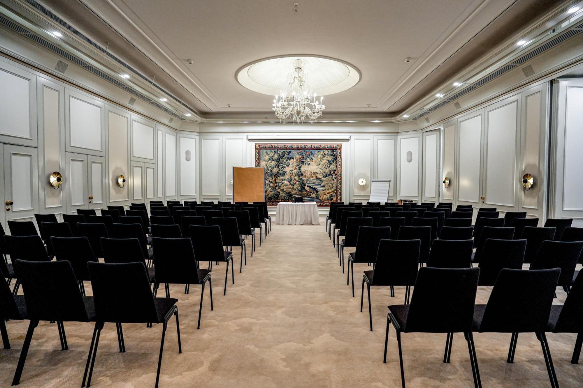Steigenberger Icon Parkhotel Hotel 5*